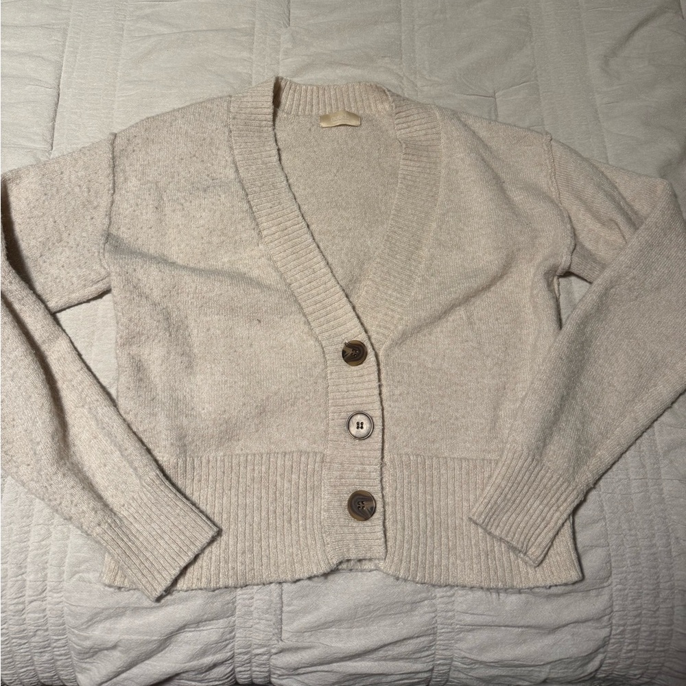 nuuds Cream Women's Cardigan Sweater